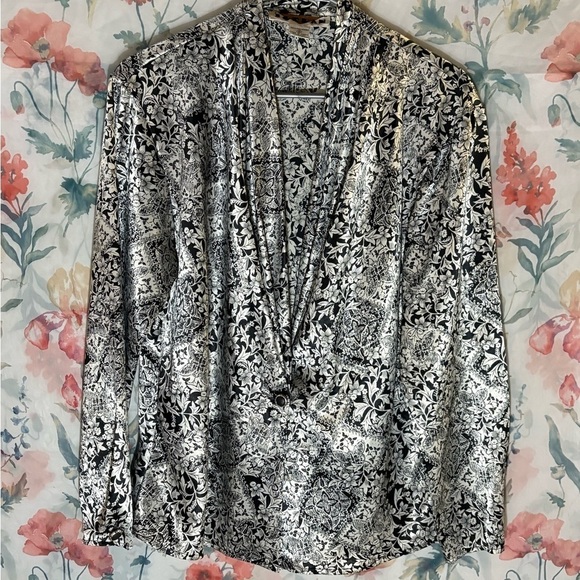 Jordan Tops - Vintage Floral Black and White Women's Top